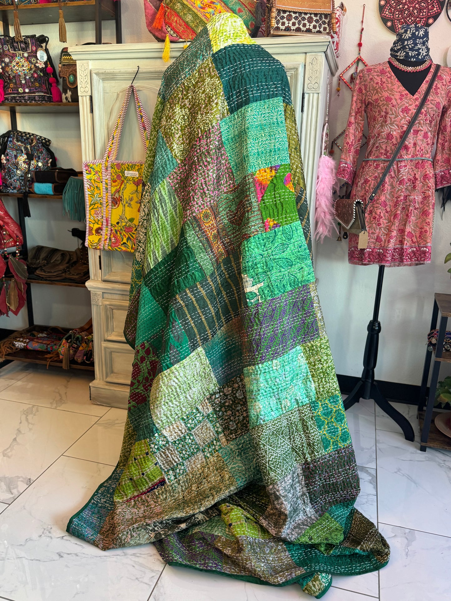 Silk Patchwork Kantha - Green-Queen/ King