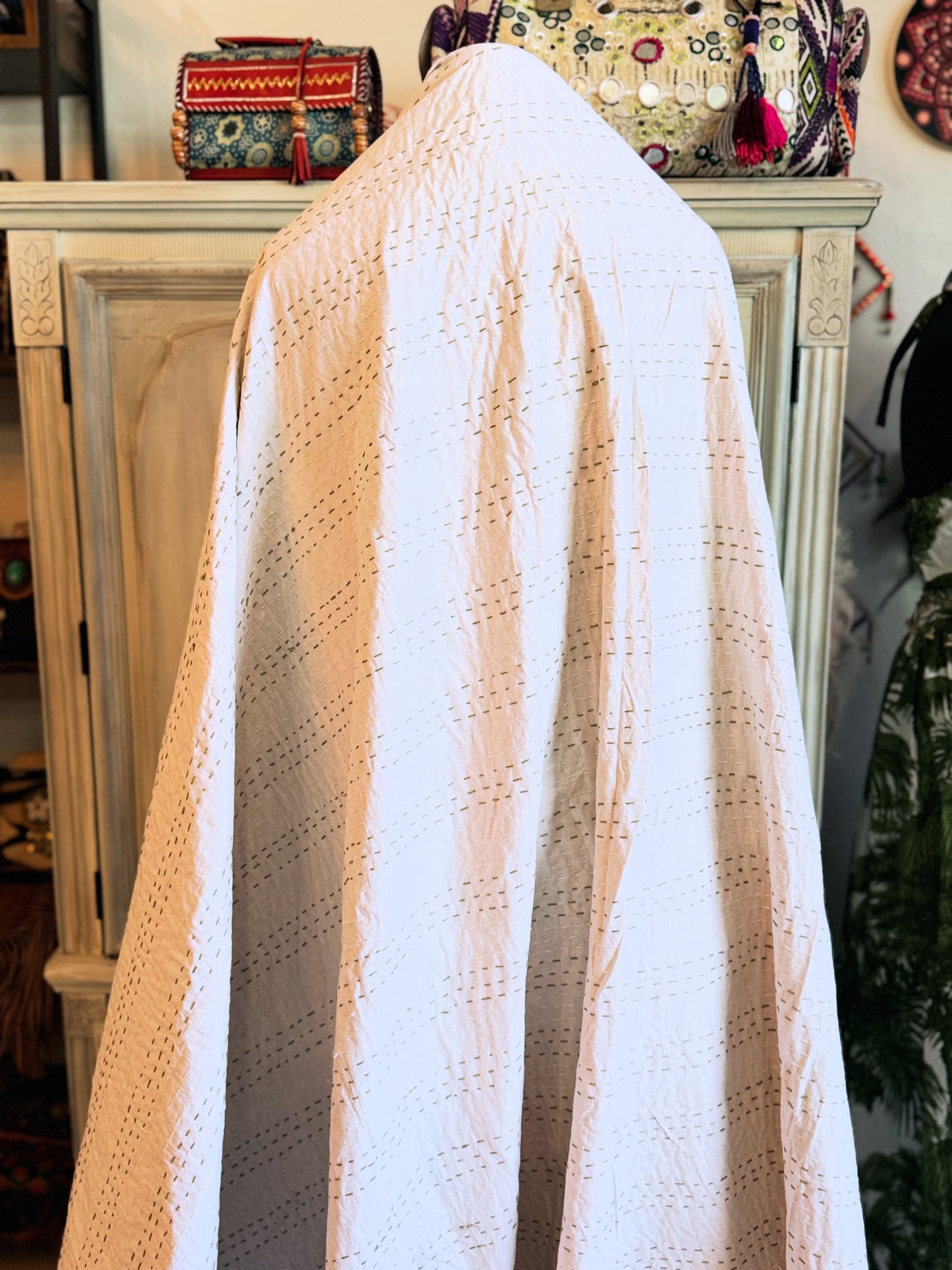 Blush Garden Kantha Quilt – Handmade 100% Cotton Floral Bedspread | Handblock Print Blanket (90x110)