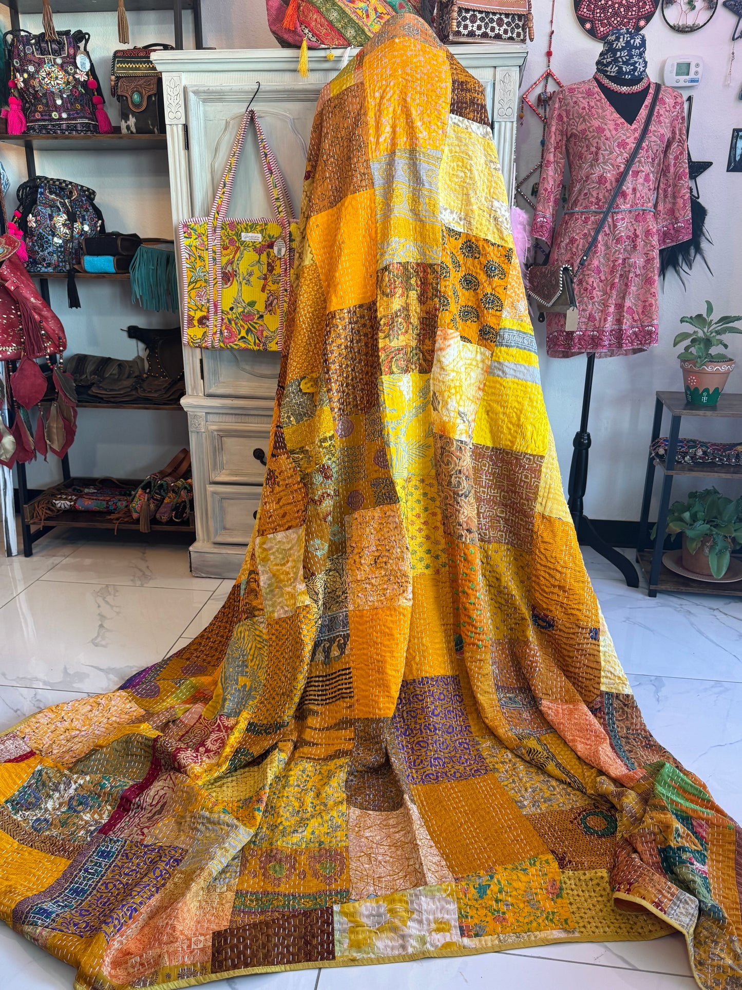 Silk Patchwork Kantha - Yellow- Queen/ King