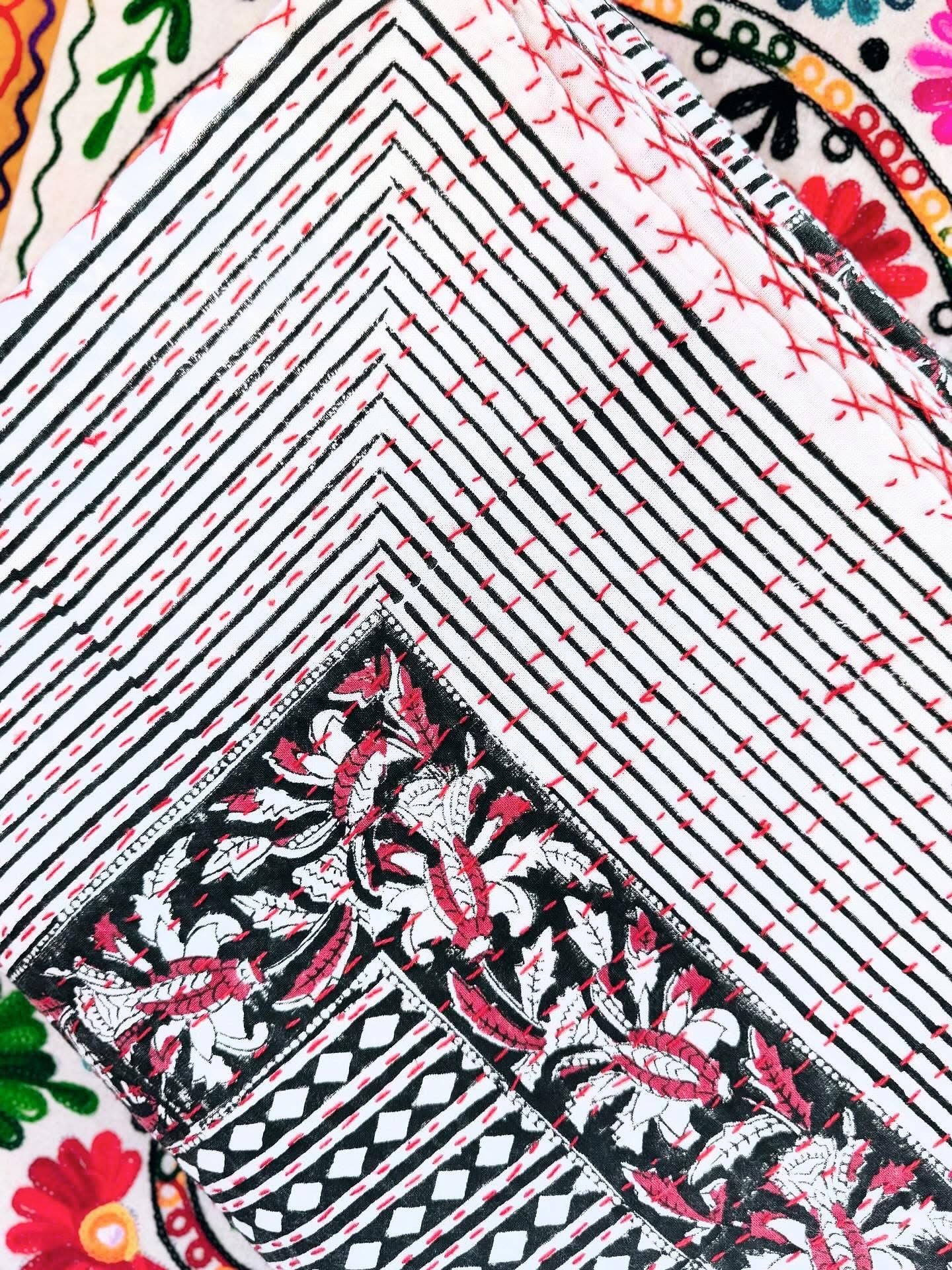 Diamond Bloom – Handblock Printed Kantha Quilt – 100% Cotton | Handmade