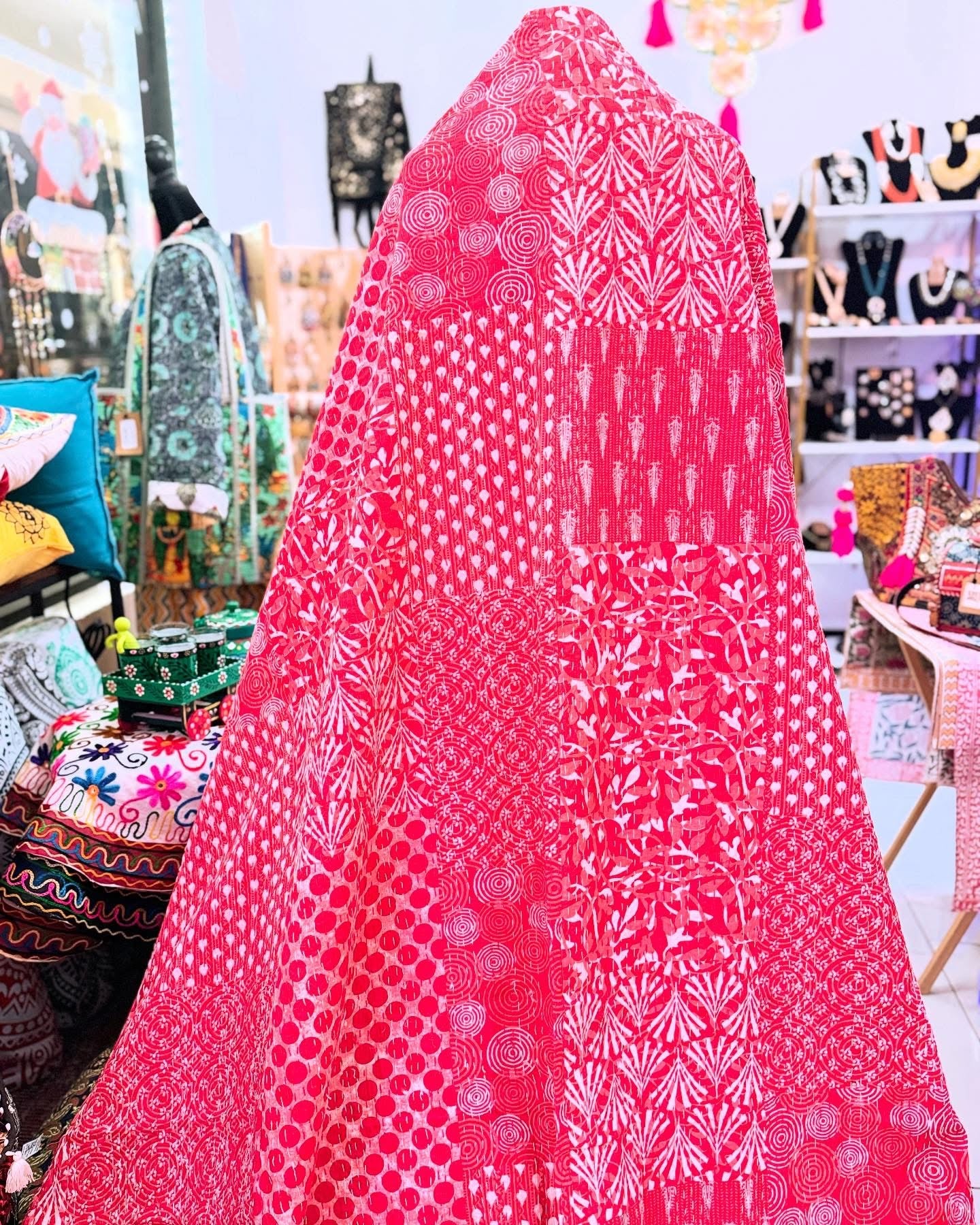 Rosy Reverie – Handblock Printed Kantha Quilt – 100% Cotton | Handmade