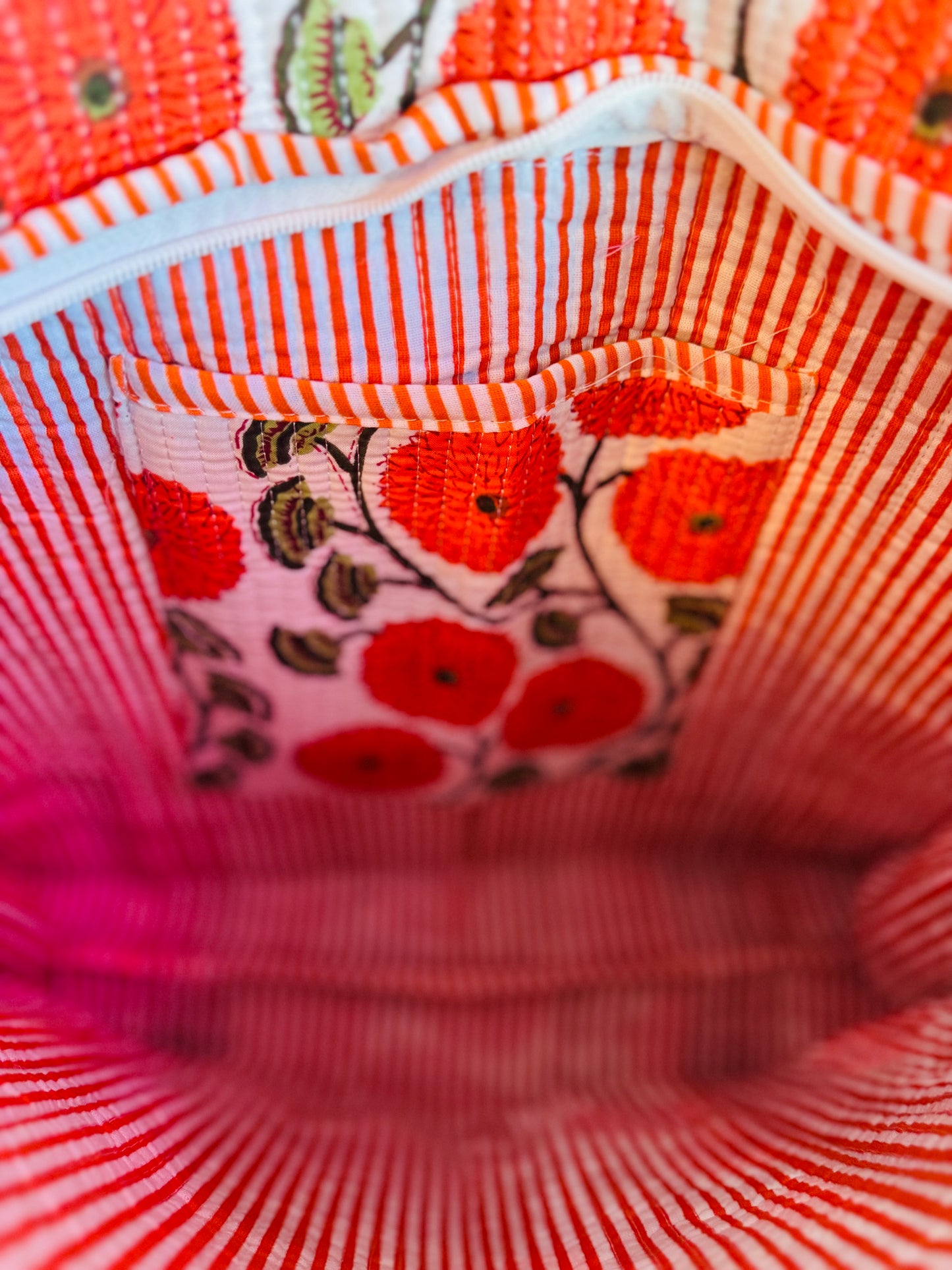 Crimson Orchard Tote – Handmade Quilted Cotton Bag | Red Fruit Print Market Tote