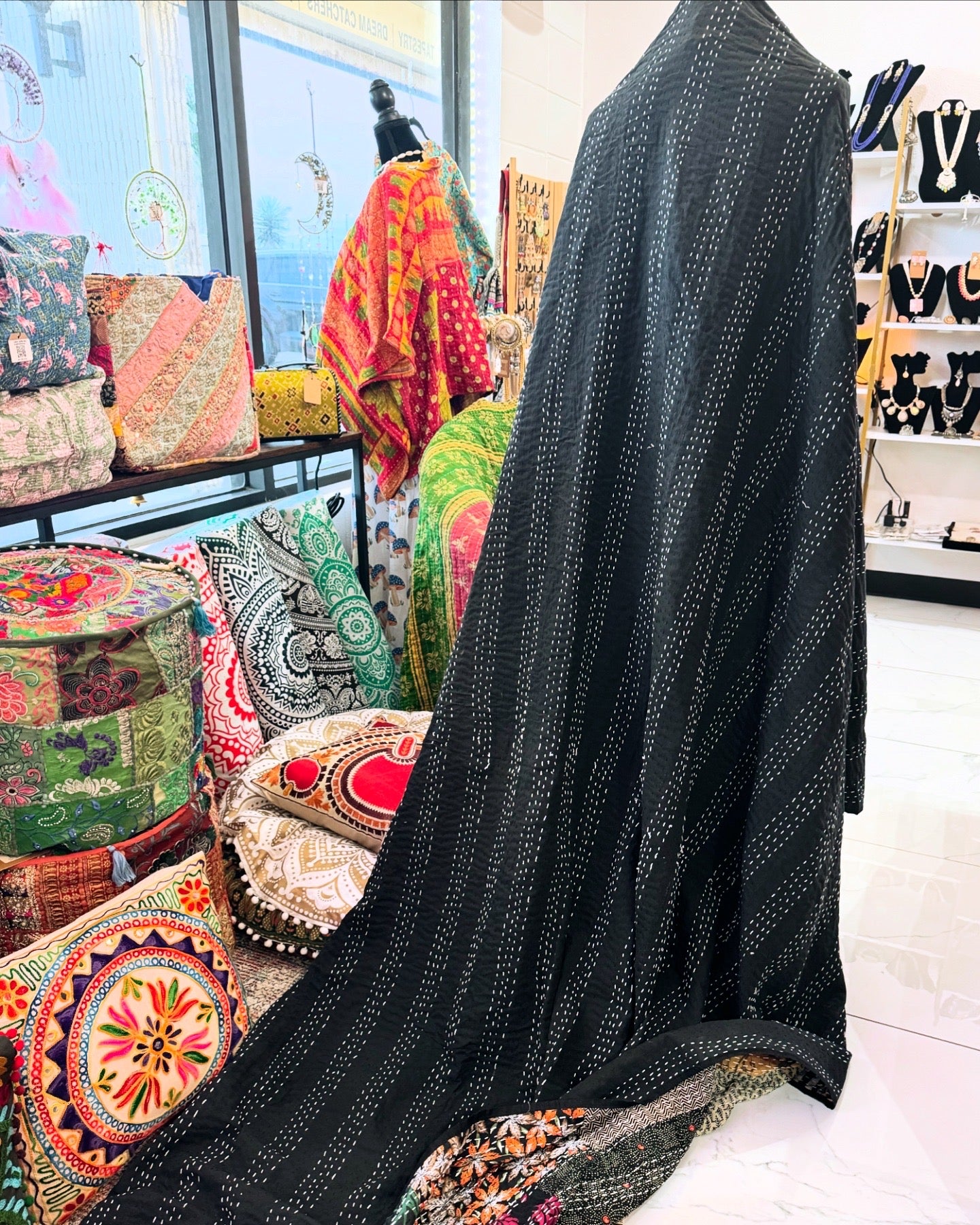 Silk Patchwork Kantha - Black -Queen/ King