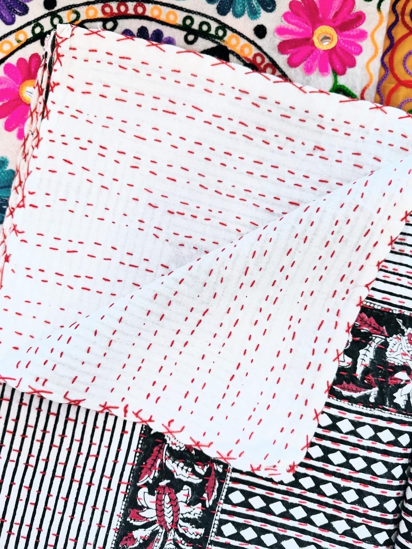 Diamond Bloom – Handblock Printed Kantha Quilt – 100% Cotton | Handmade