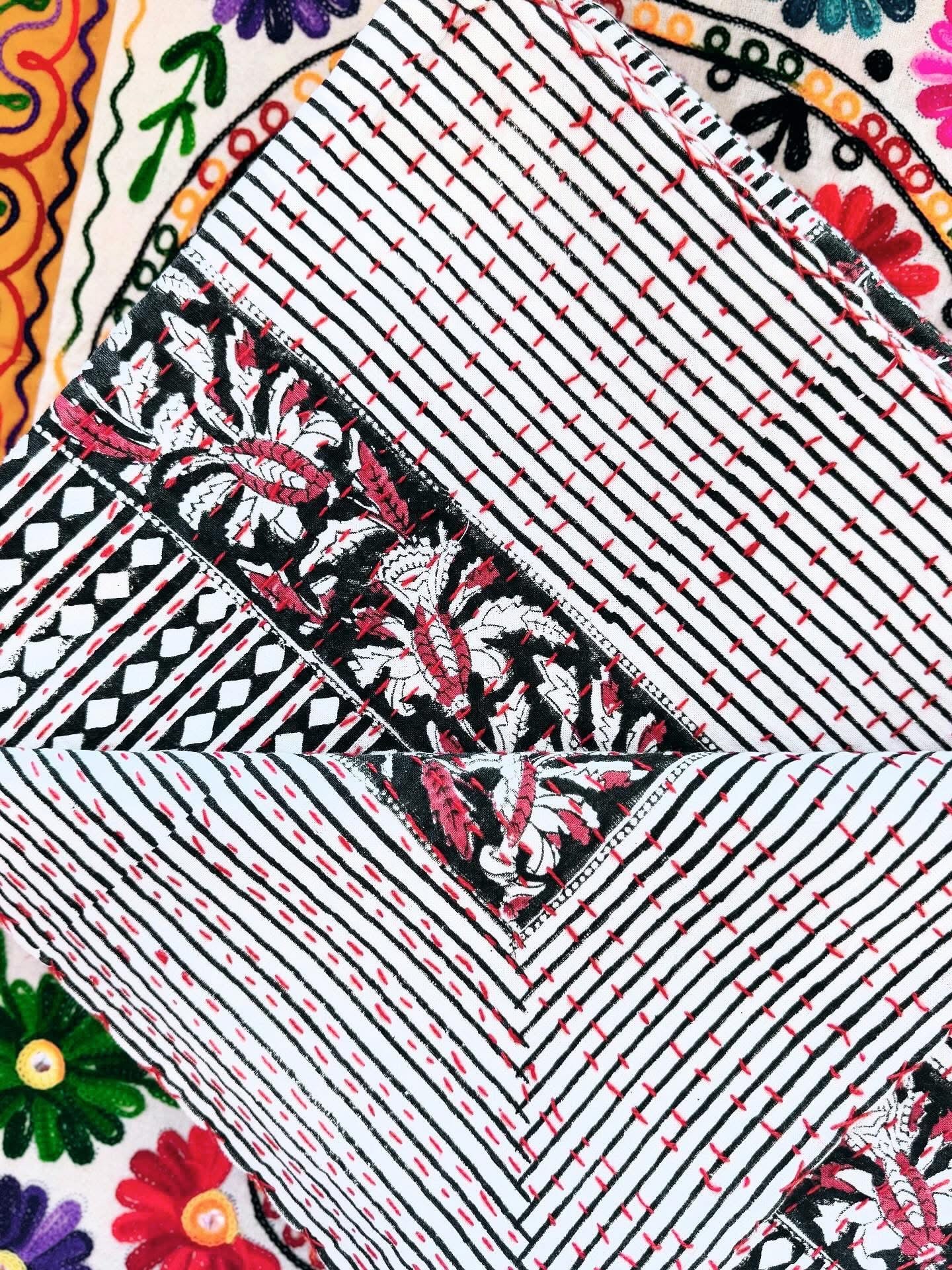 Diamond Bloom – Handblock Printed Kantha Quilt – 100% Cotton | Handmade