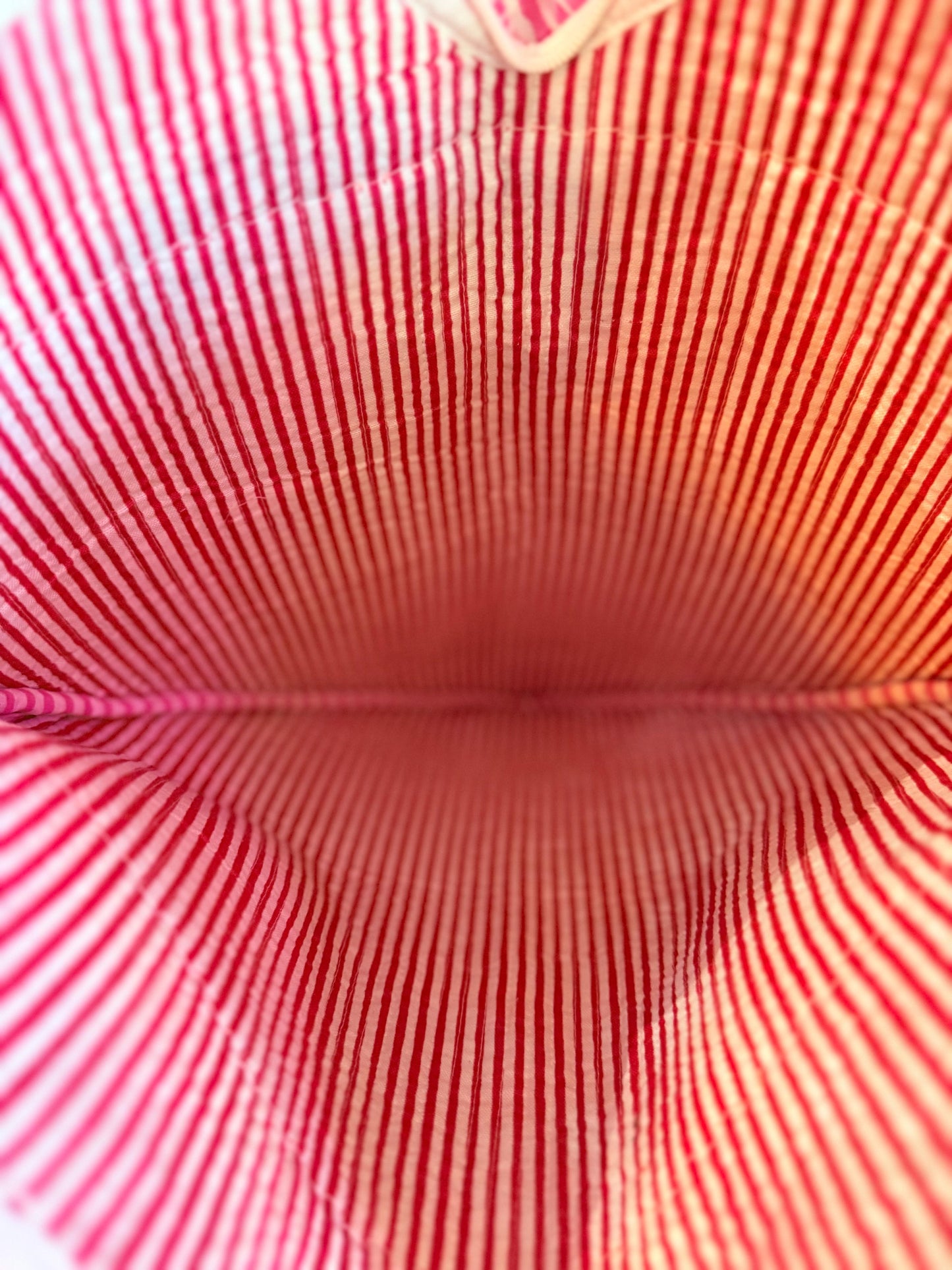 Sweet Petal Heart Tote – Handmade Quilted Cotton Bag with Zipper & Frill Detail | Valentine’s Gift