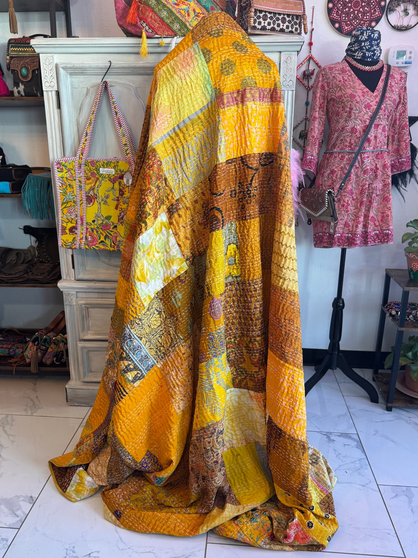 Silk Patchwork Kantha - Yellow- Queen/ King