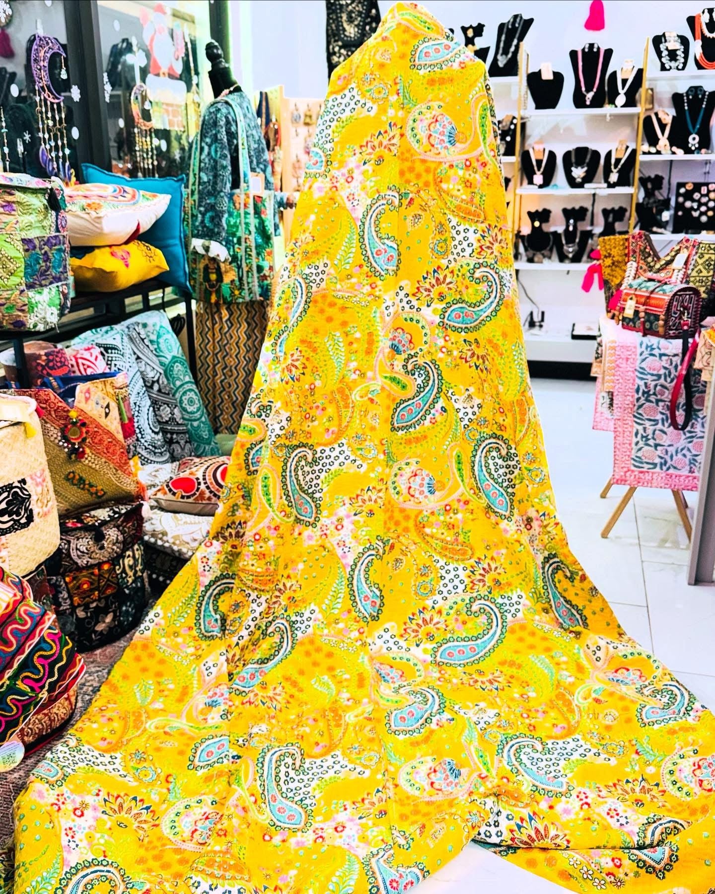 Sunlit Paisley – Handblock Printed Kantha Quilt – 100% Cotton | Handmade
