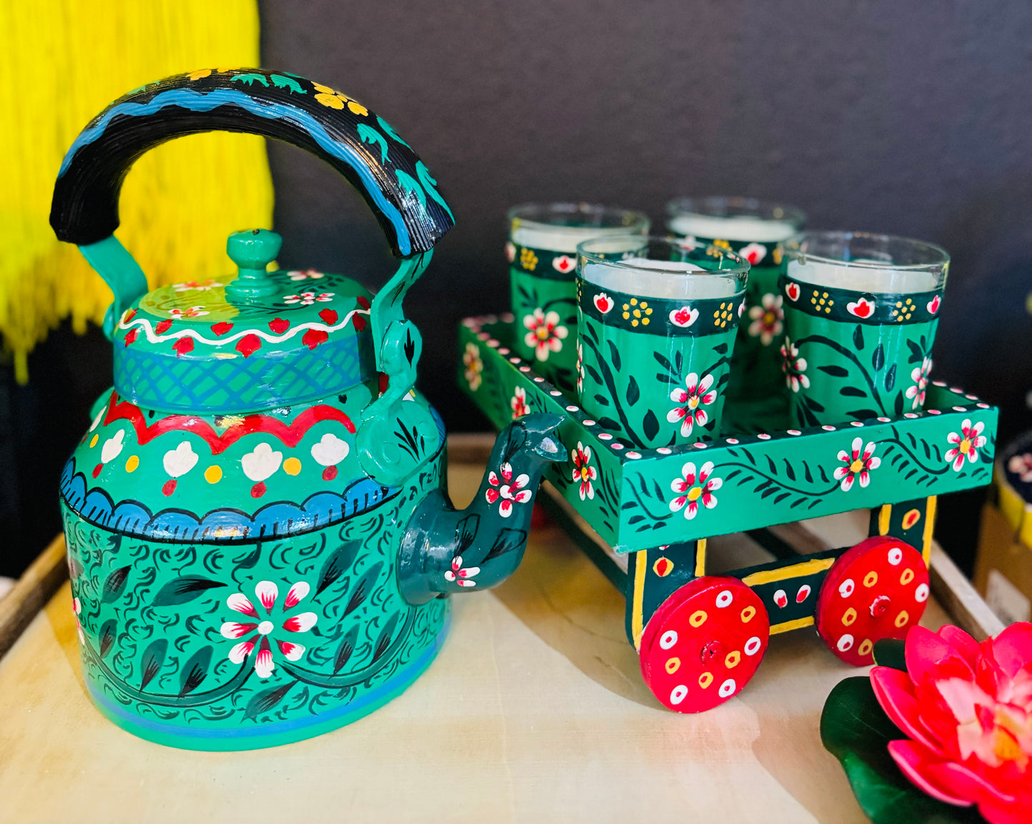 Tea Set - 4 Glasses