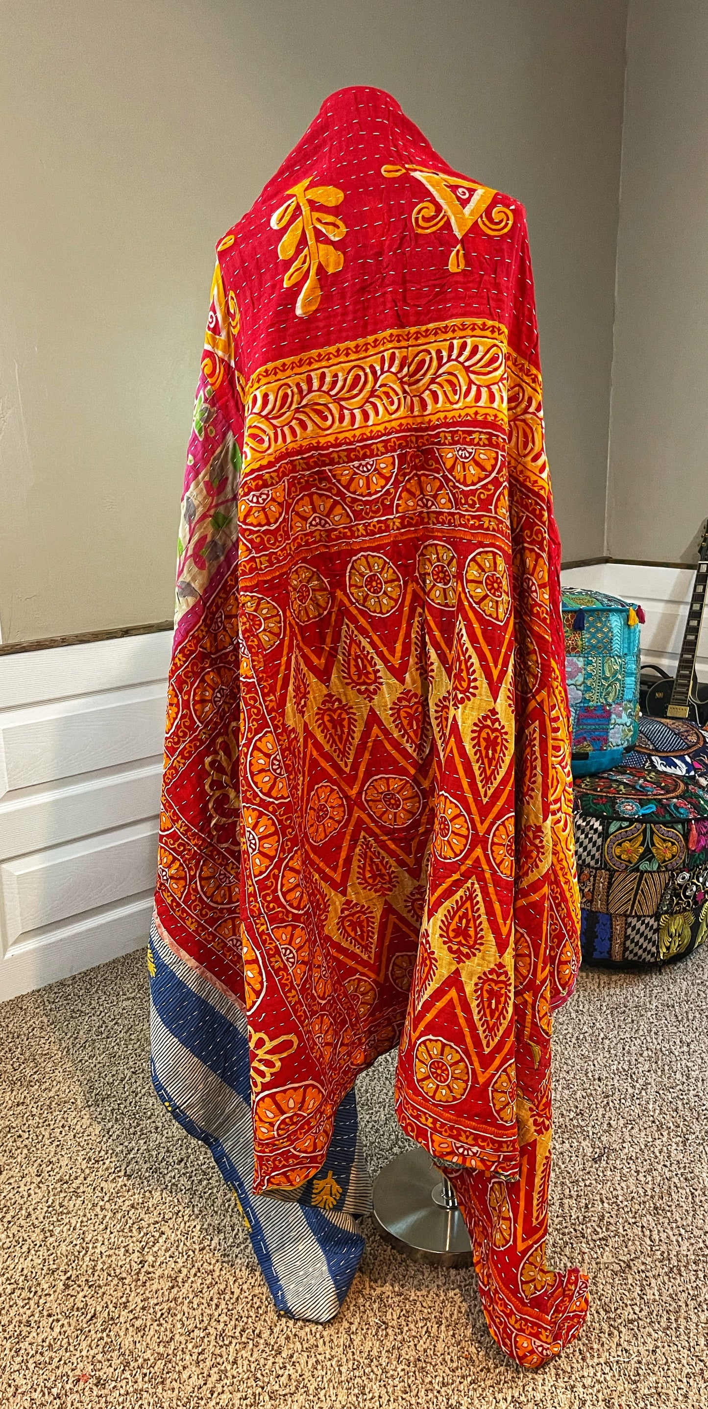 Bold & Elegant Saree Kantha