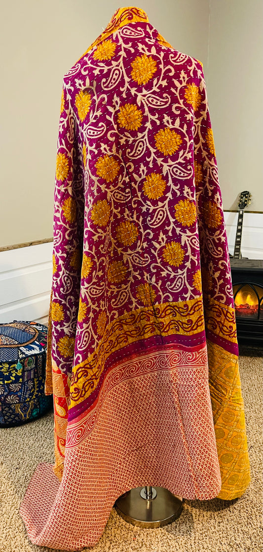 Villagers Saree Kantha Quilt – Twin Size - Throw Blanket