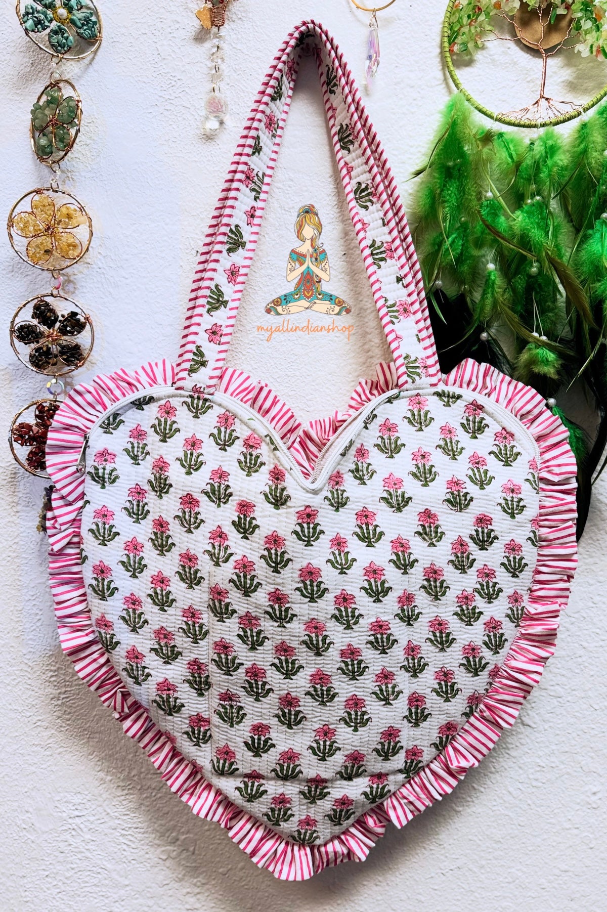 Heart Quilted Tote- Pink Flowers - Zipper - Pocket