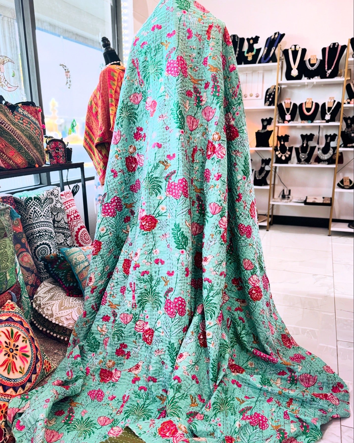 Birds & more Kantha