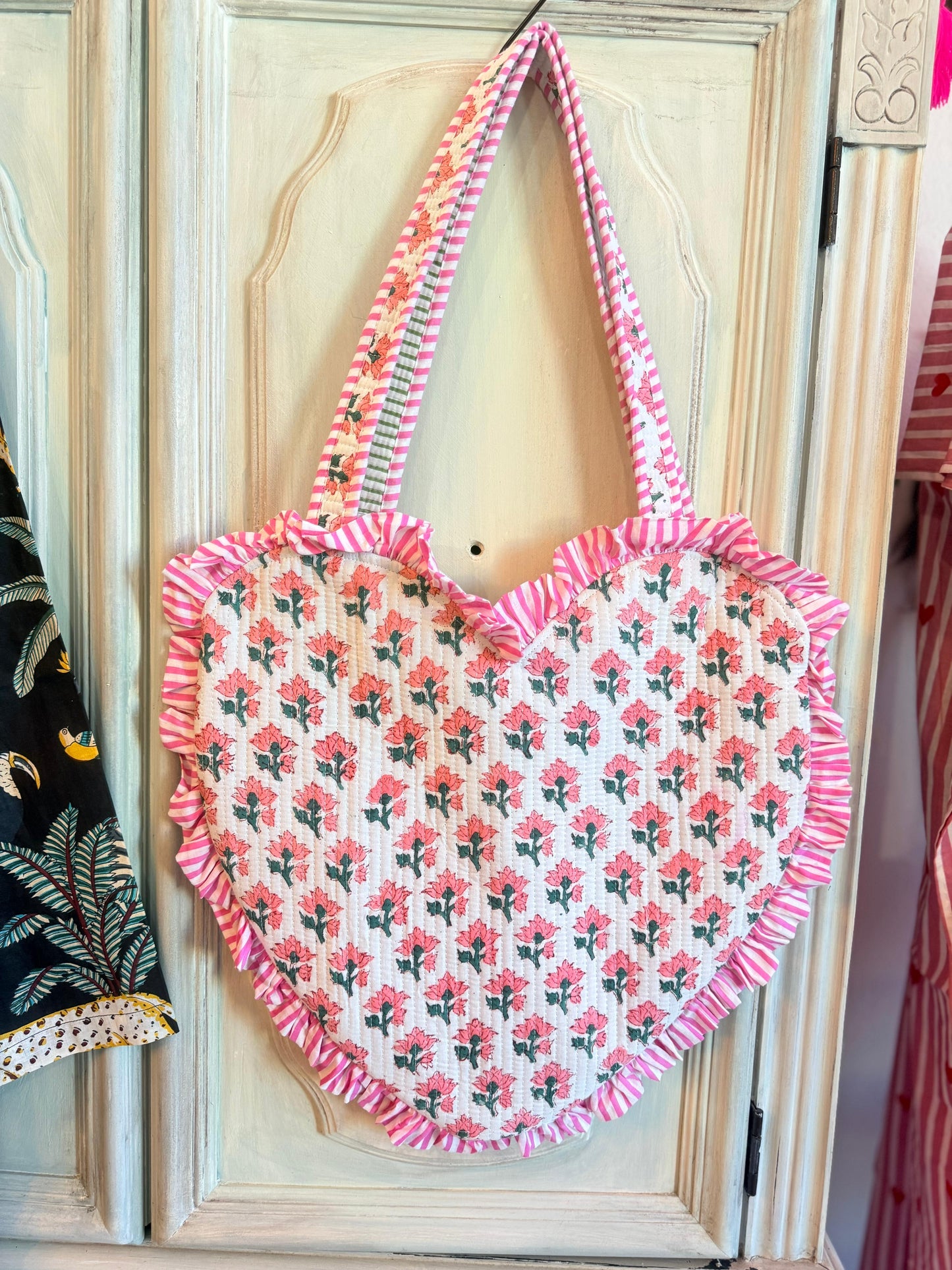 Rosebud Whimsy Heart Tote – Handmade Quilted Cotton Bag with Zipper & Frill Detail | Romantic Gift