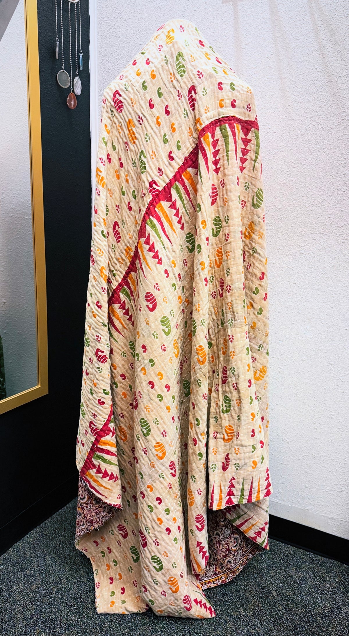 Soothing Kantha Quilt – Twin Size - Throw Blanket