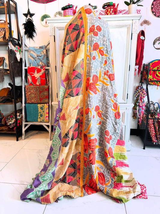 Tulips Saree Kantha Quilt – Handmade Queen Size Blanket