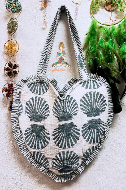 Heart Quilted Tote- Shells - Zipper - Pocket