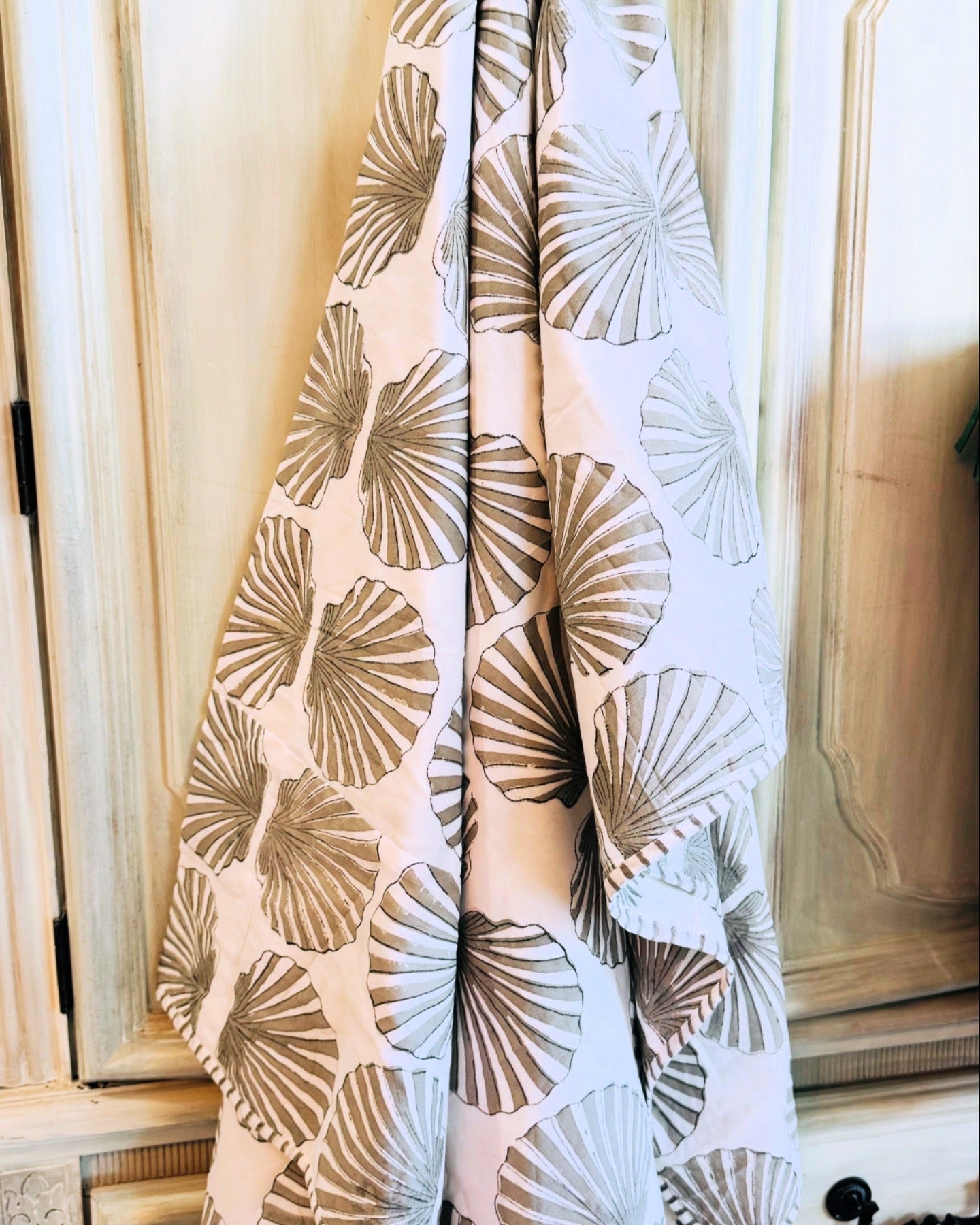 Shells Blanket