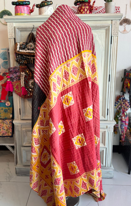 Yellow Flowers Saree Kantha Quilt – Twin Size - Throw Blanket