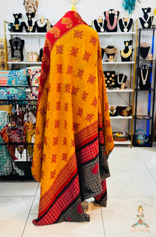 Roses and Paisleys Saree Kantha Quilt – Twin Size - Throw Blanket