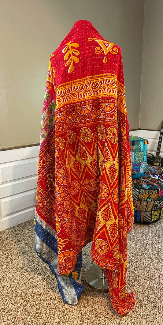 Bold & Elegant Saree Kantha