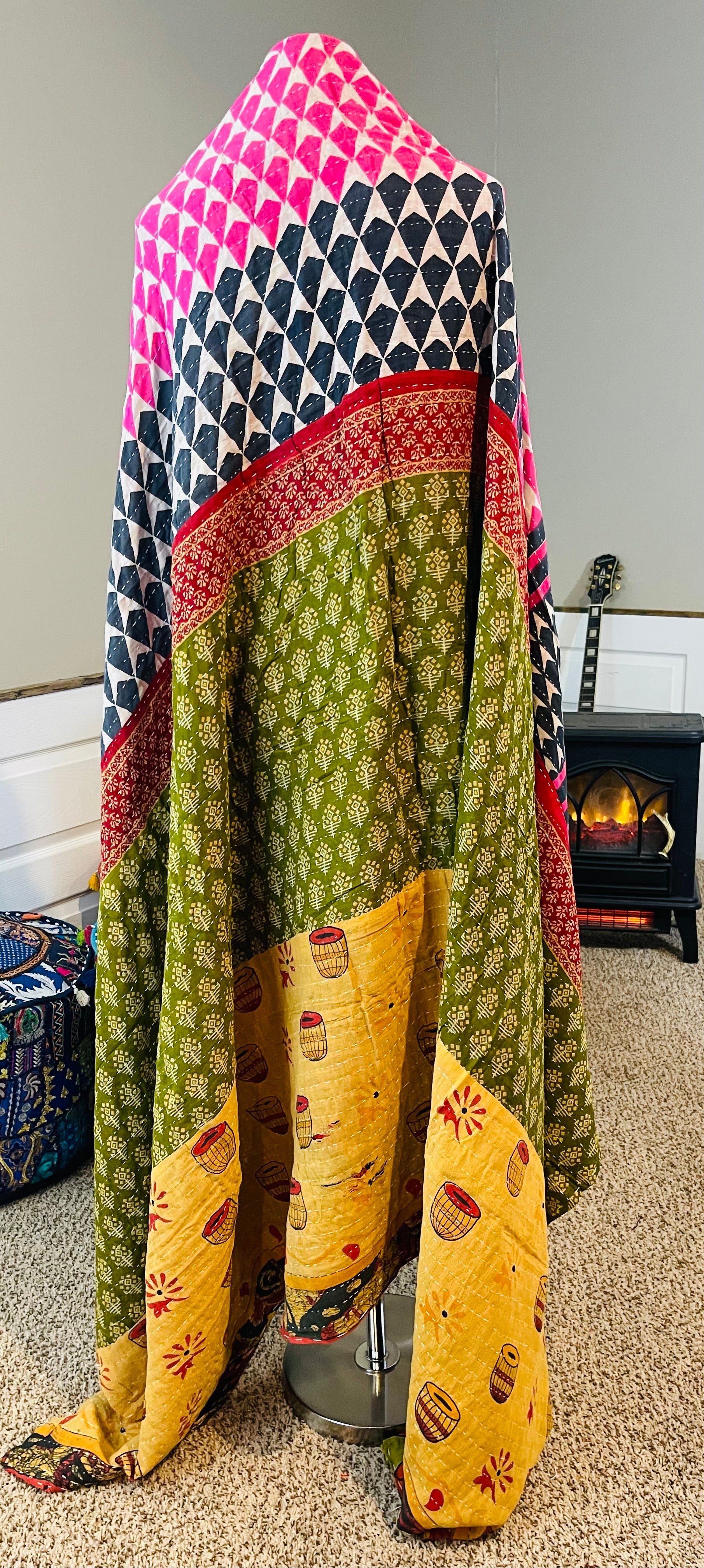 'Drums' Saree Quilt