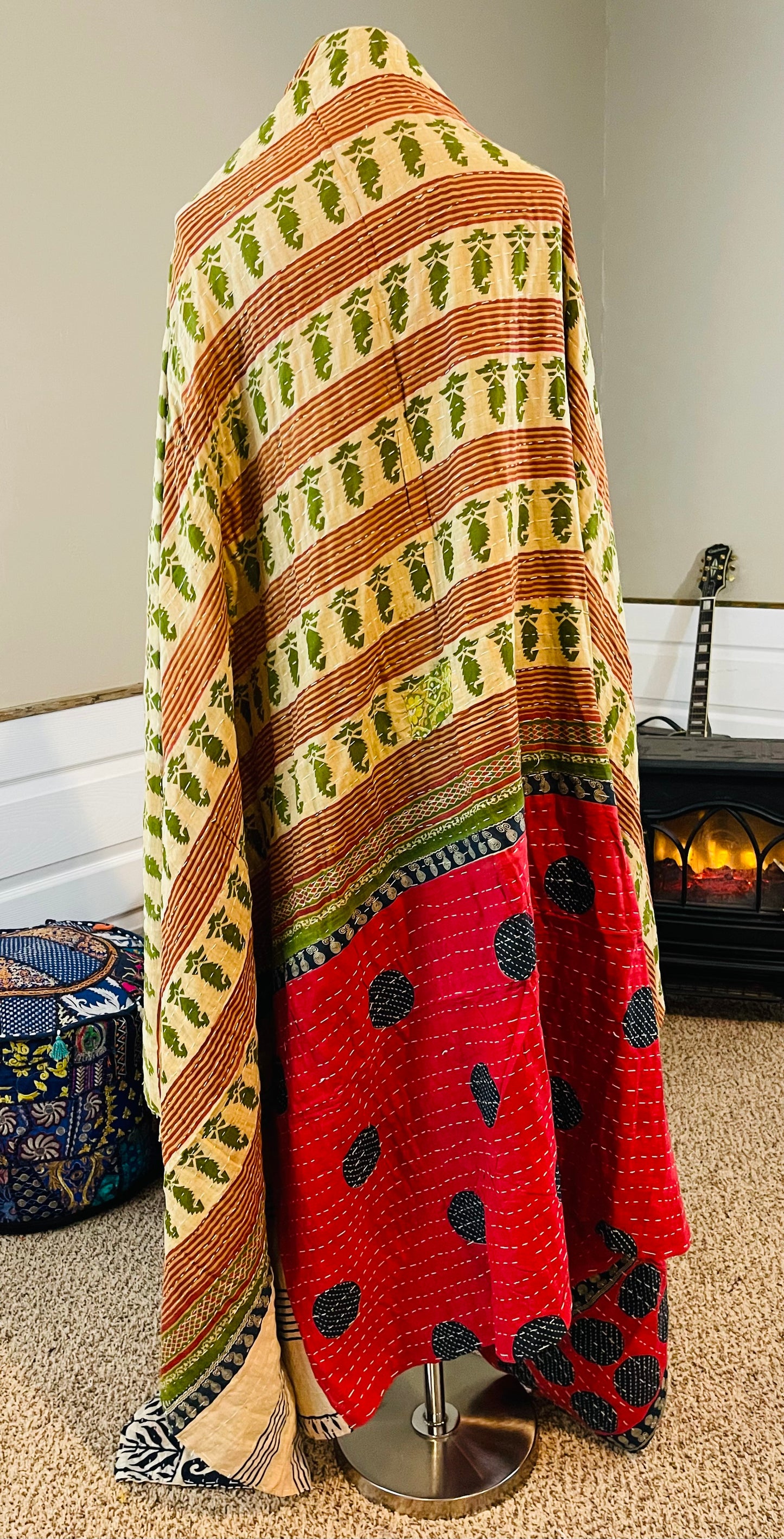 'Paisleys' Saree Quilt